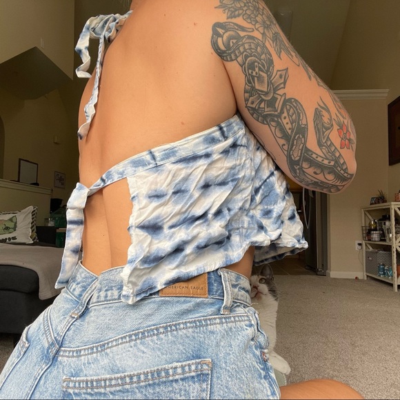 Adjustable Halter - Picture 2 of 3